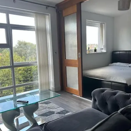 Entire Apartment In Greater Manchester-3